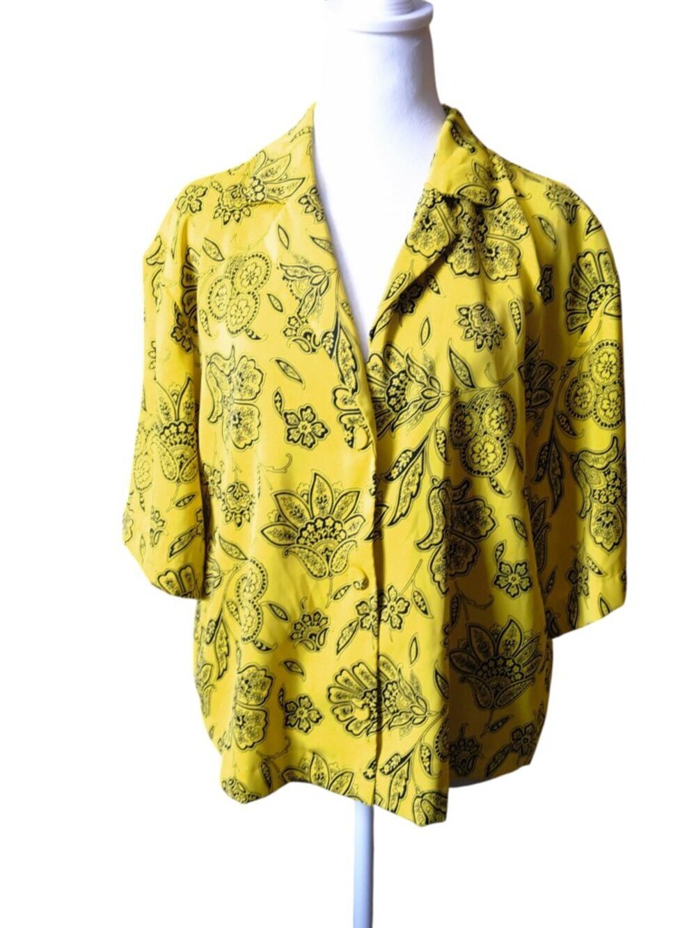 Saunders Collective x RTR Rox Floral Button Front Boxy Top  Size 8 Yellow
